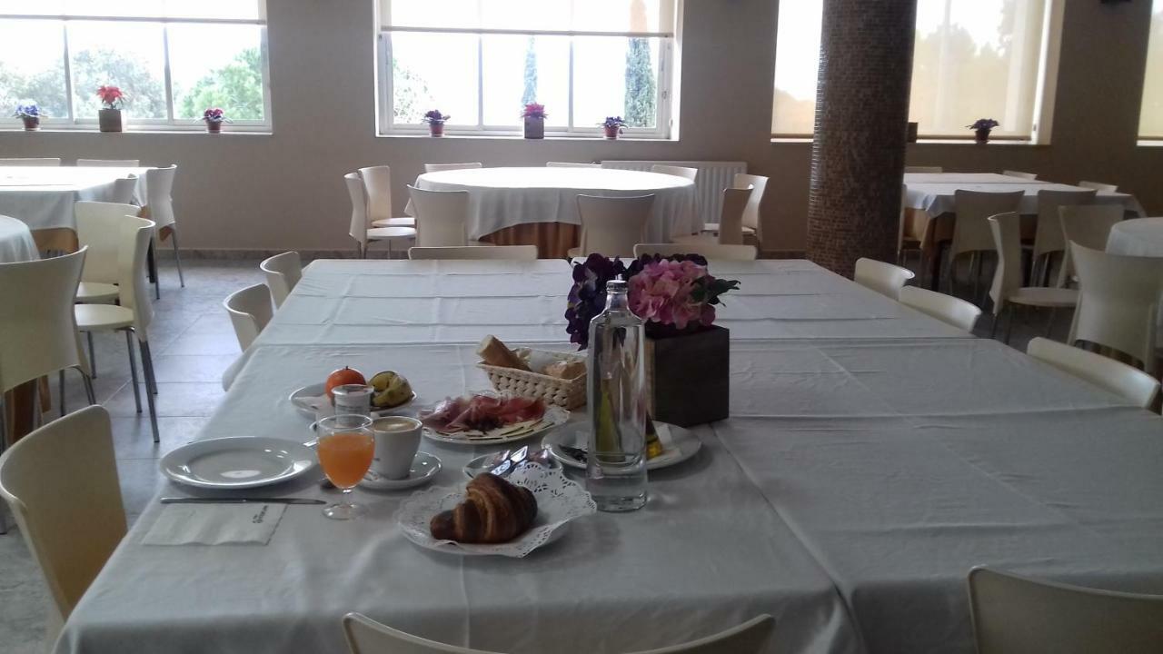 Residencia Marista Santa Maria Del Mar Hotel Guardamar del Segura Esterno foto