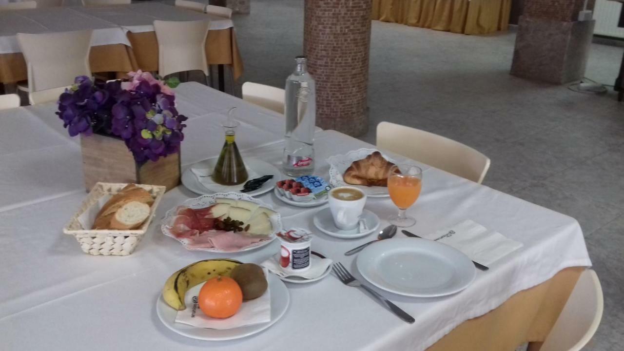 Residencia Marista Santa Maria Del Mar Hotel Guardamar del Segura Esterno foto